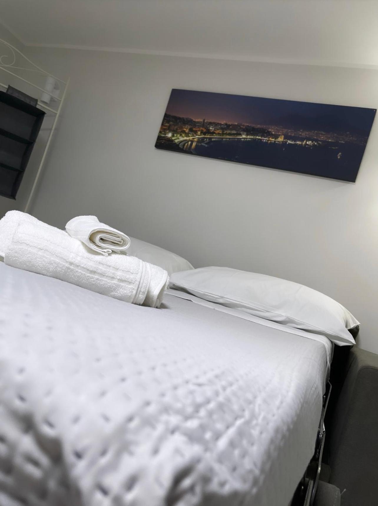 Casa Mrgio Apartment Napoli Bagian luar foto